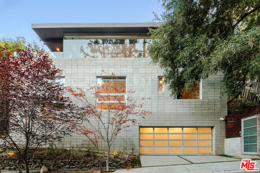 10060 Westwanda Drive