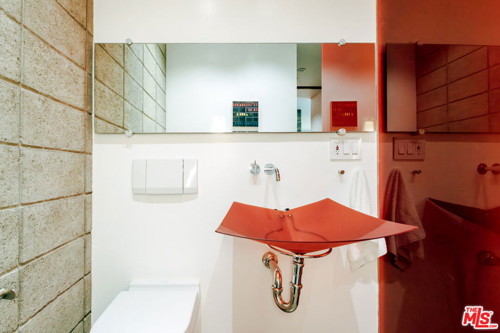 10060 Westwanda Drive