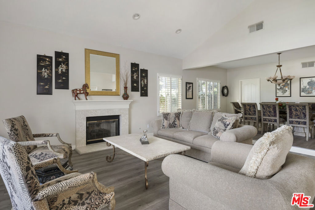 23686 Ingomar Street