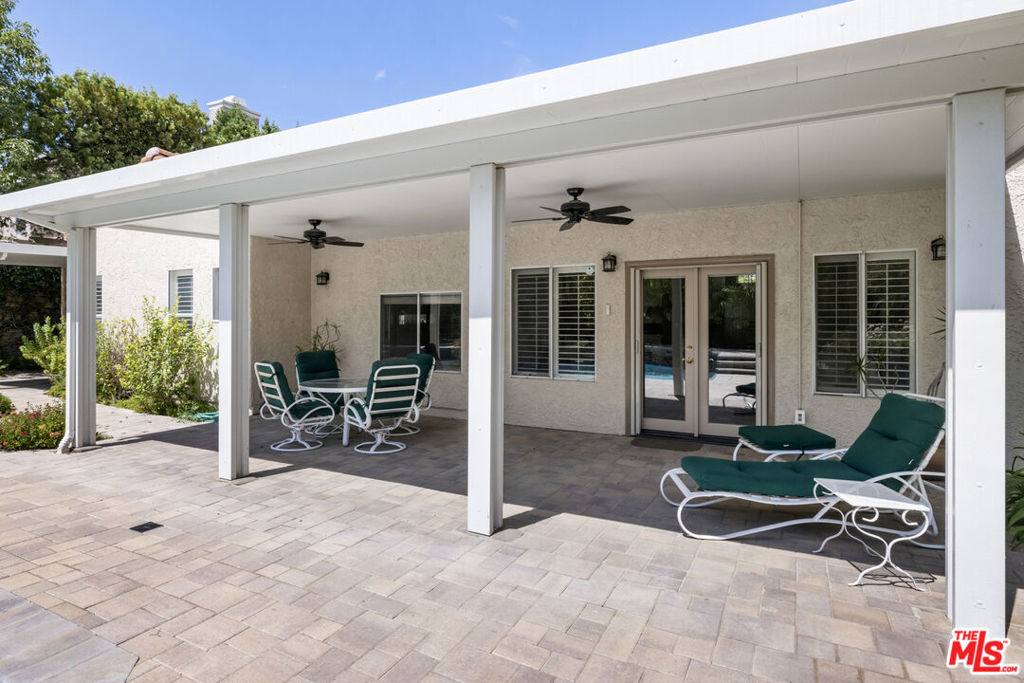 23686 Ingomar Street