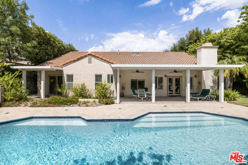 23686 Ingomar Street