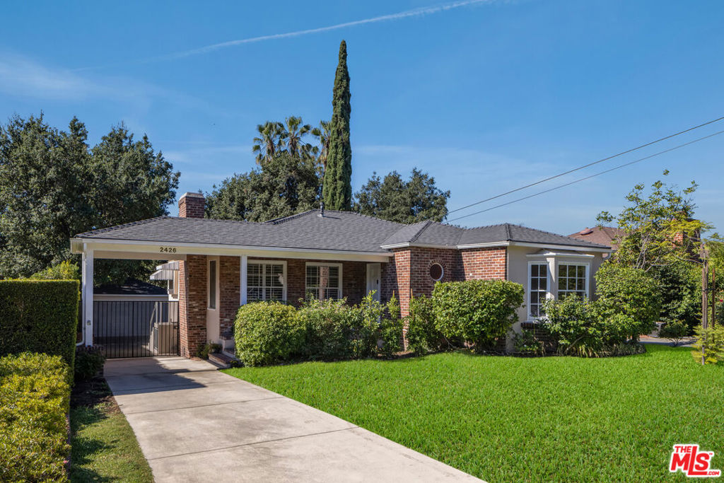 2426 New York Drive