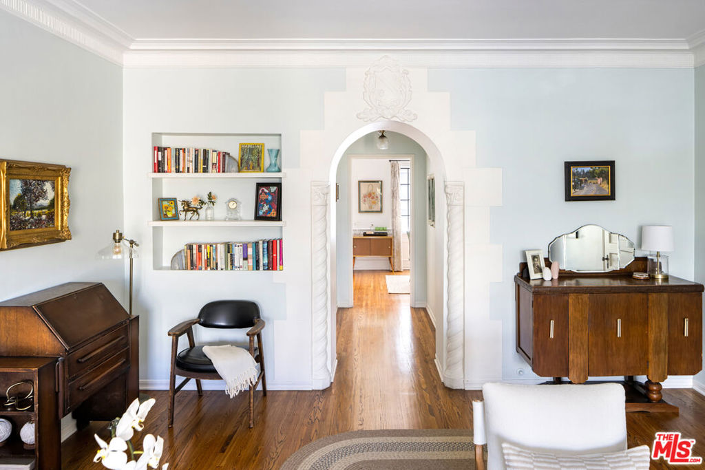 3350 James M Wood Boulevard 8