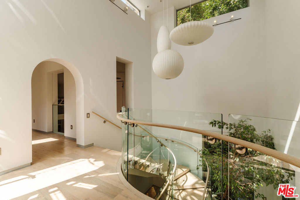 14800 Corona Del Mar