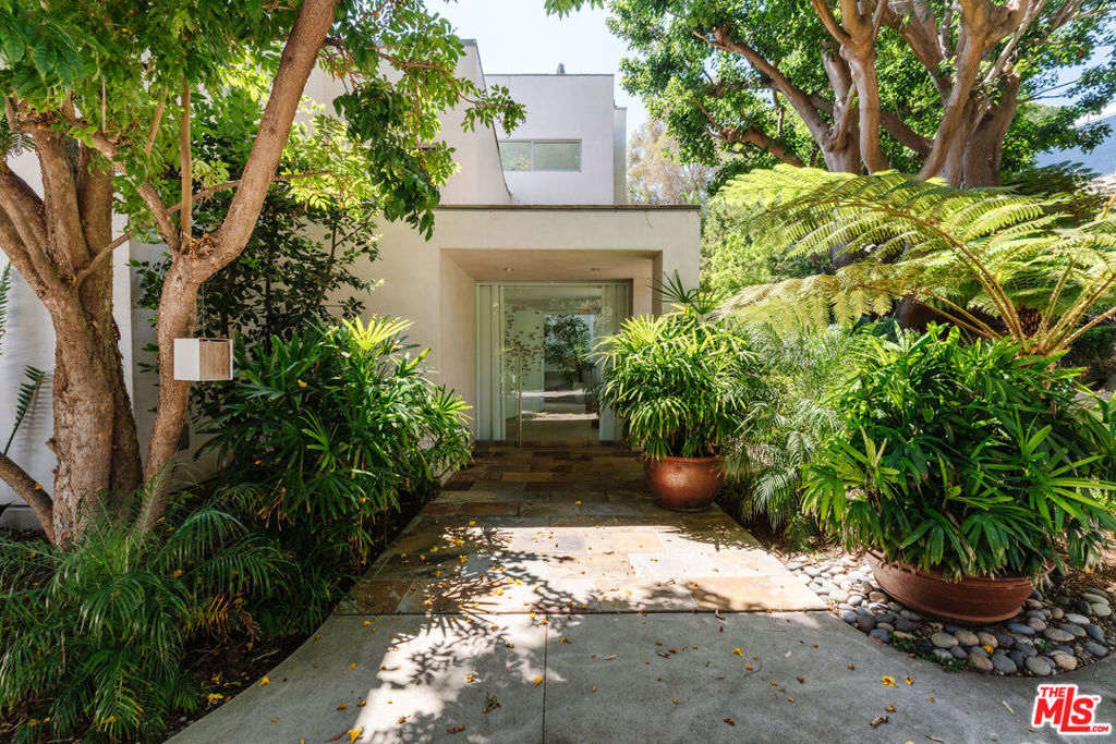 14800 Corona Del Mar