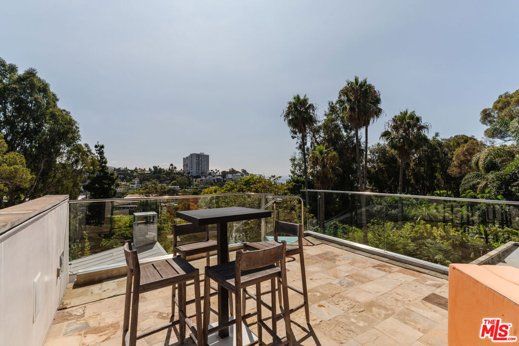 14800 Corona Del Mar