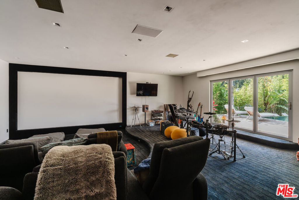 14800 Corona Del Mar