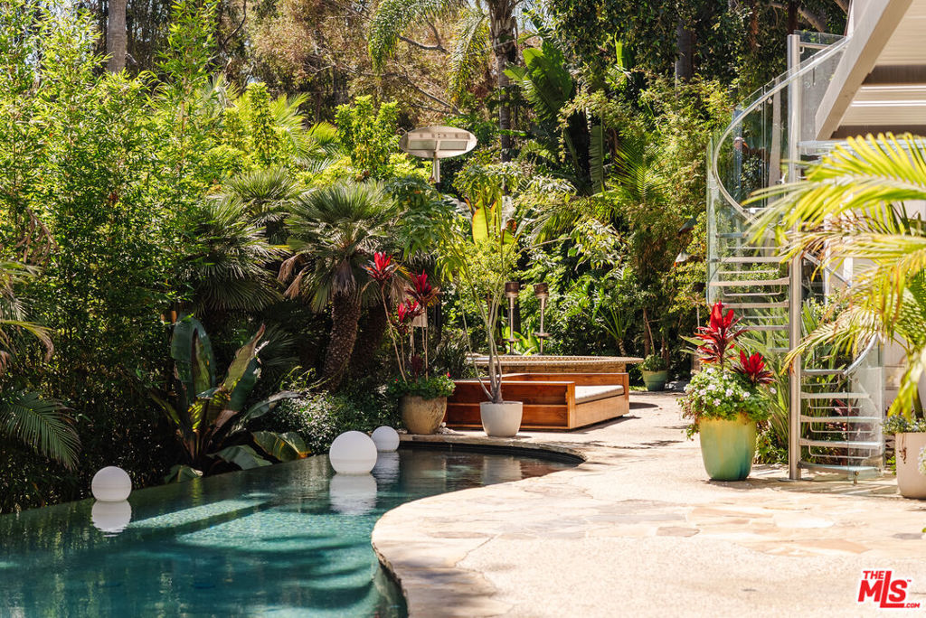 14800 Corona Del Mar