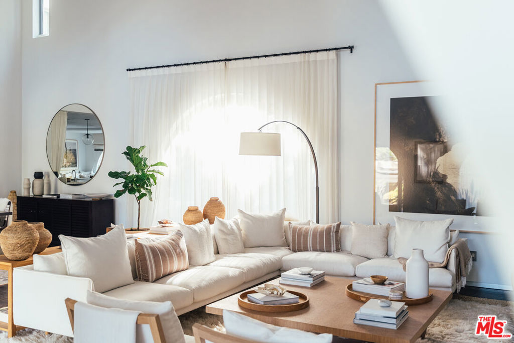 14800 Corona Del Mar