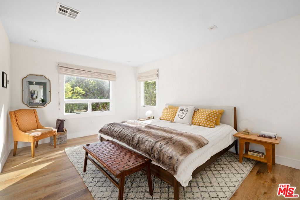 967 Vernon Avenue