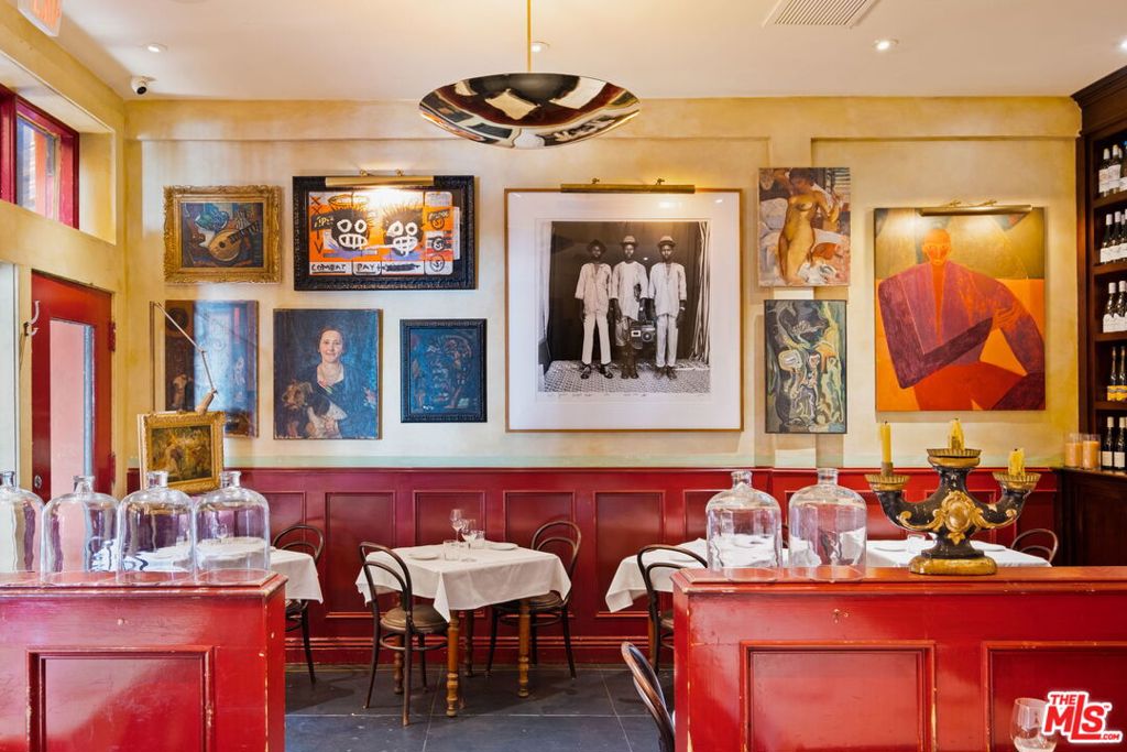 3924 W Sunset Boulevard 8