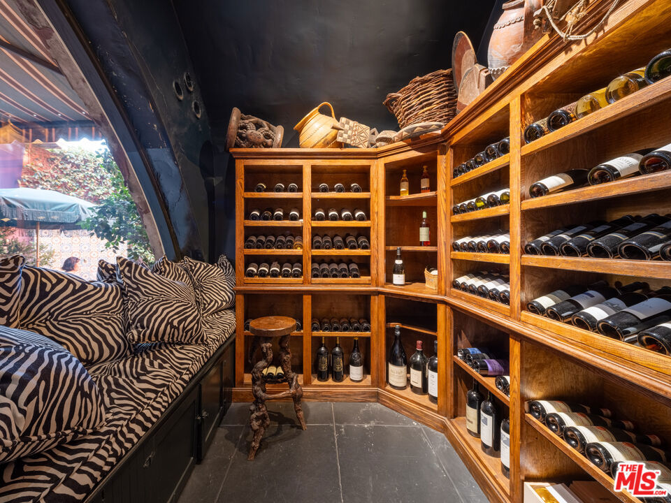 3924 W Sunset Boulevard 8