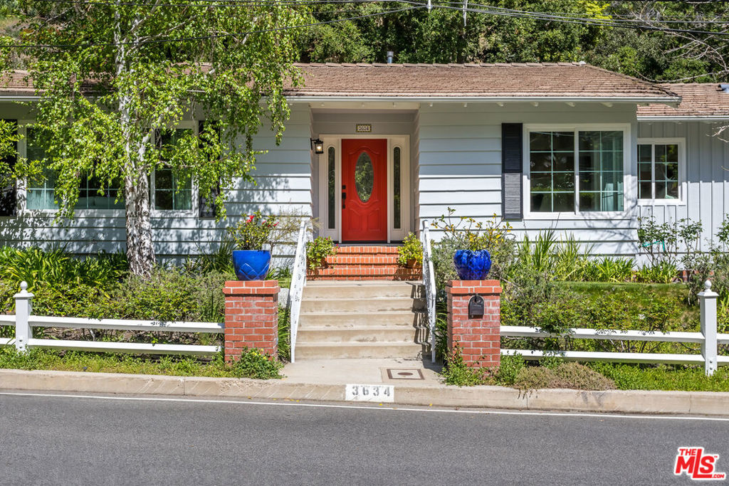 3634 Mandeville Canyon Road