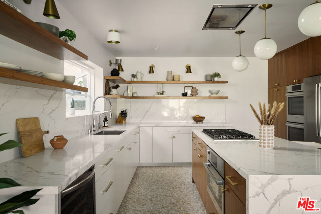 14833 Valley Vista Boulevard