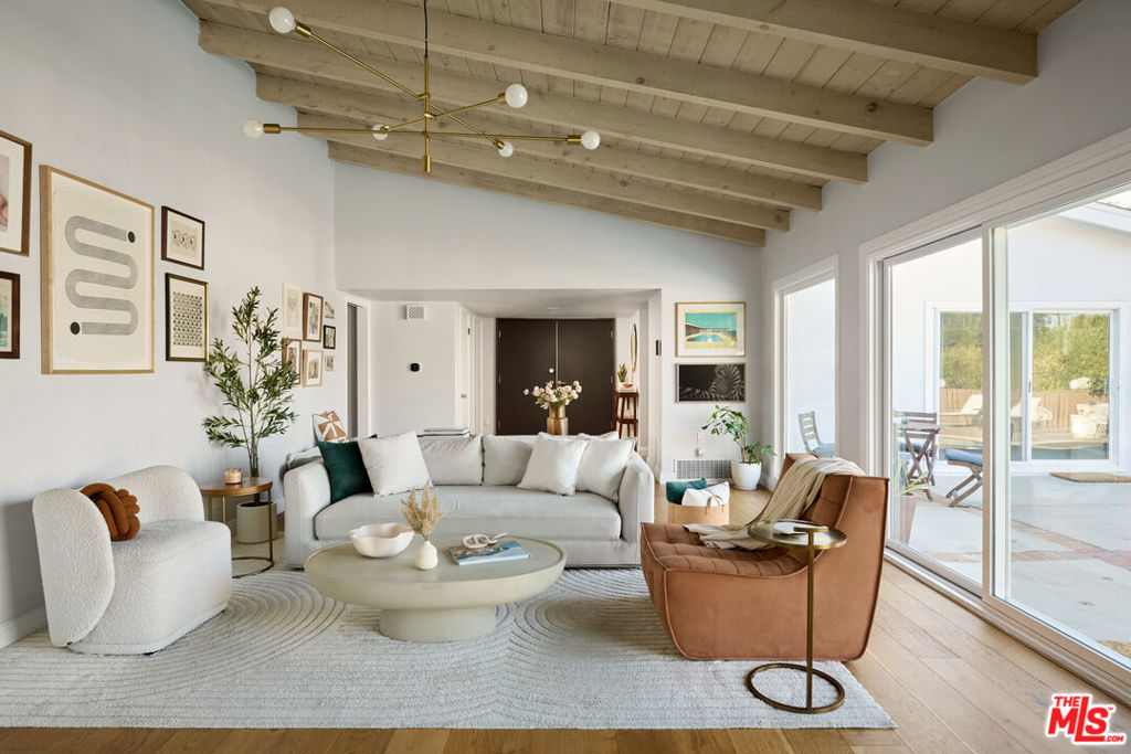 14833 Valley Vista Boulevard