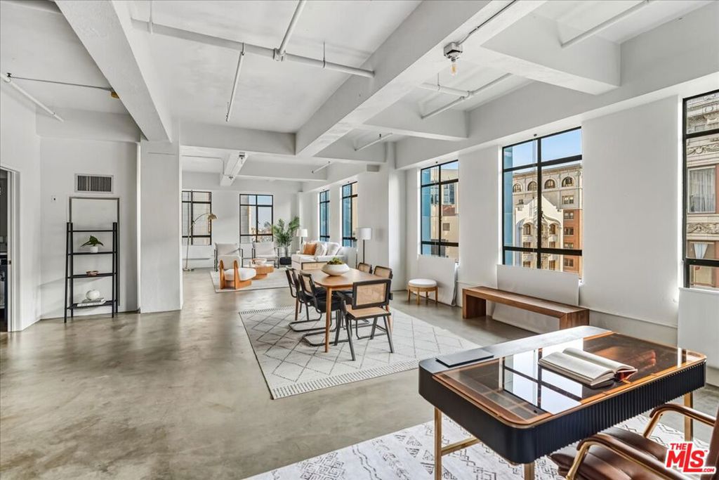 849 S Broadway 604