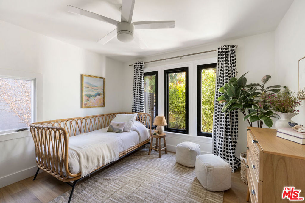 1338 Mccollum Street