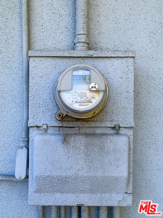 320 S Glenwood Place