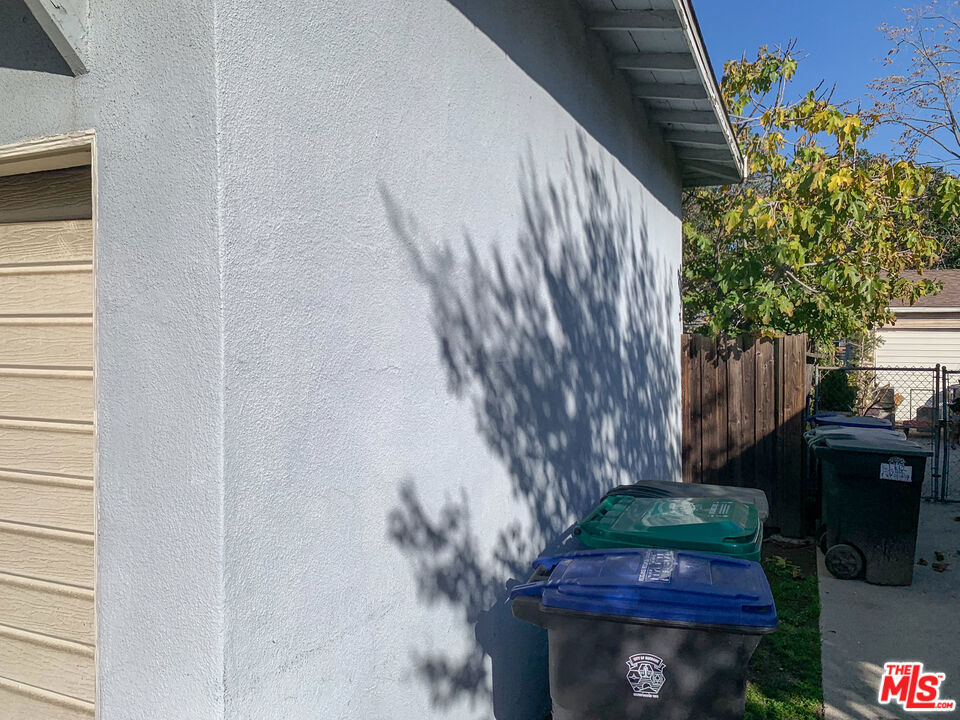 320 S Glenwood Place