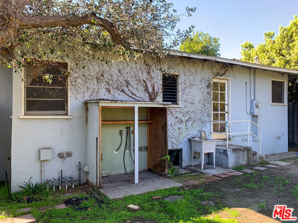 320 S Glenwood Place