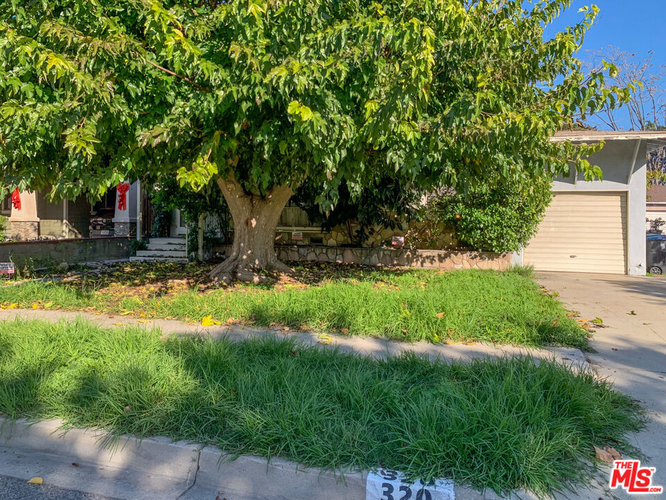 320 S Glenwood Place