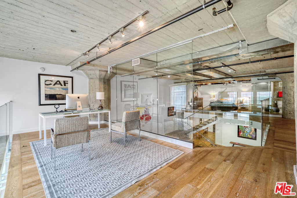 1855 Industrial Street 112