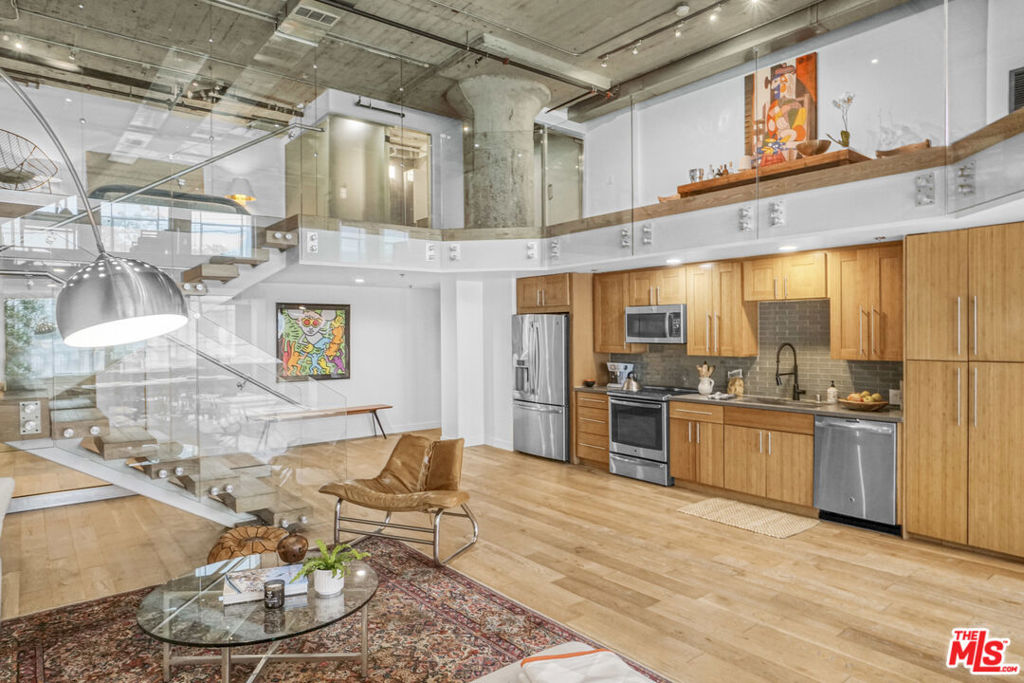 1855 Industrial Street 112