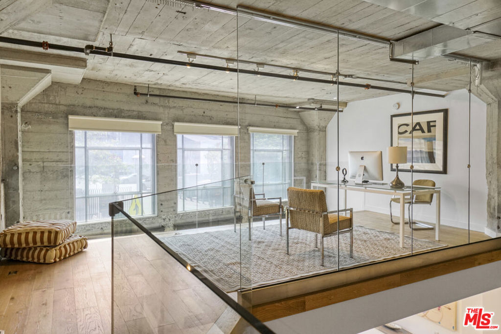 1855 Industrial Street 112