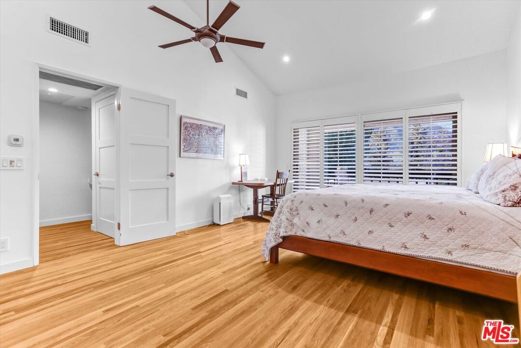 1654 Palisades Drive