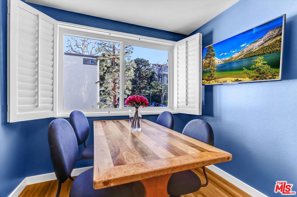 1654 Palisades Drive