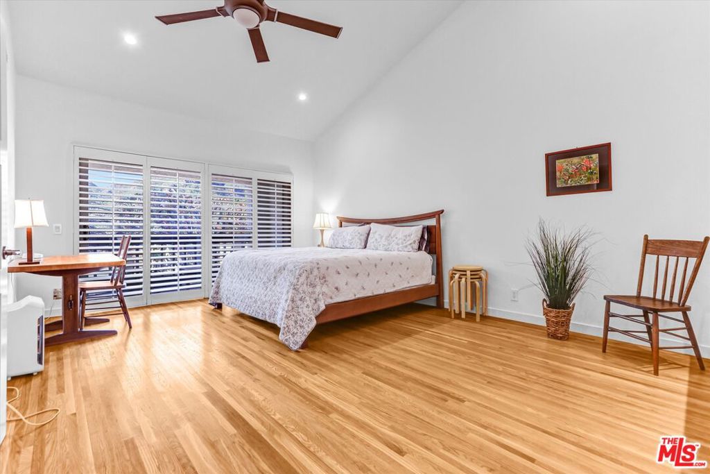 1654 Palisades Drive