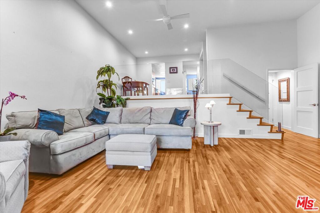 1654 Palisades Drive