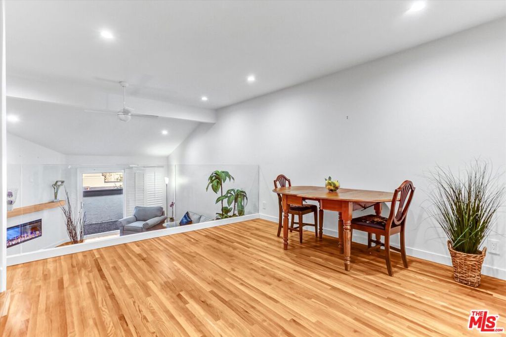 1654 Palisades Drive