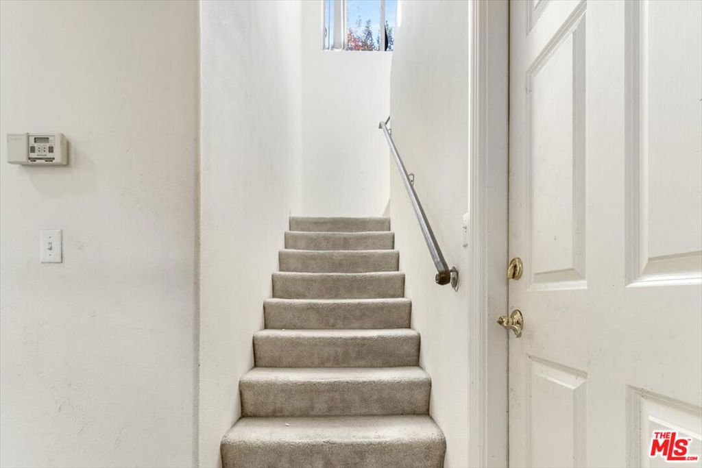 18806 Hatteras Street 101