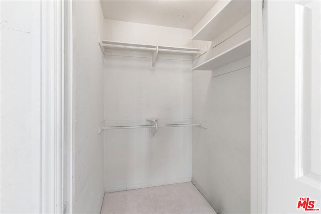 18806 Hatteras Street 101