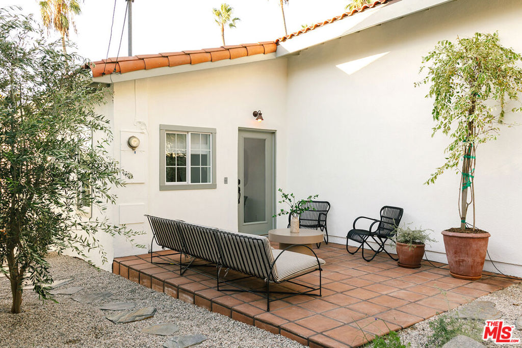 1334 Coronado Terrace