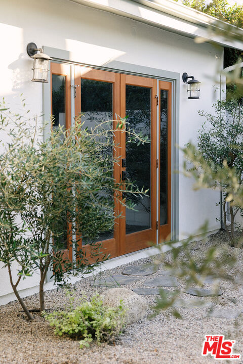 1334 Coronado Terrace