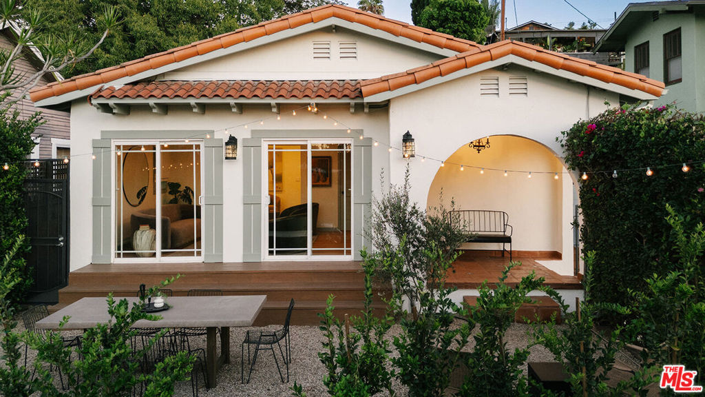 1334 Coronado Terrace