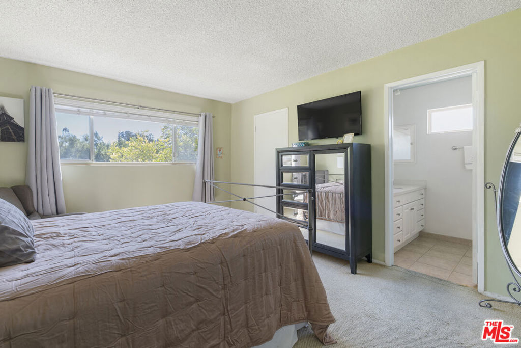 6771 Springpark Avenue 102A