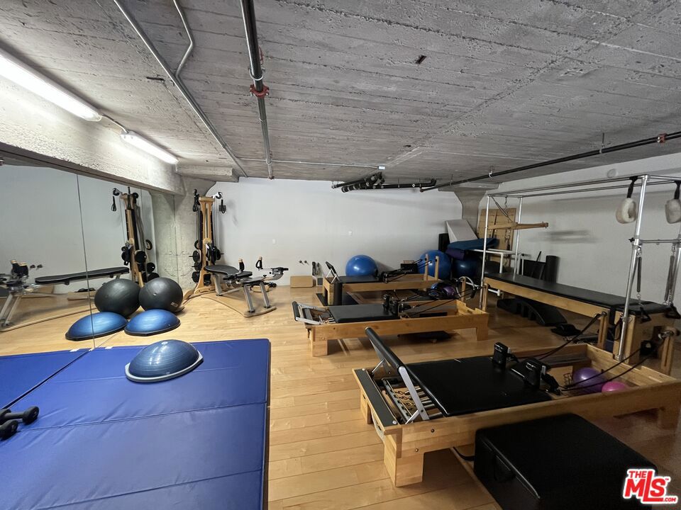 1855 Industrial Street 112