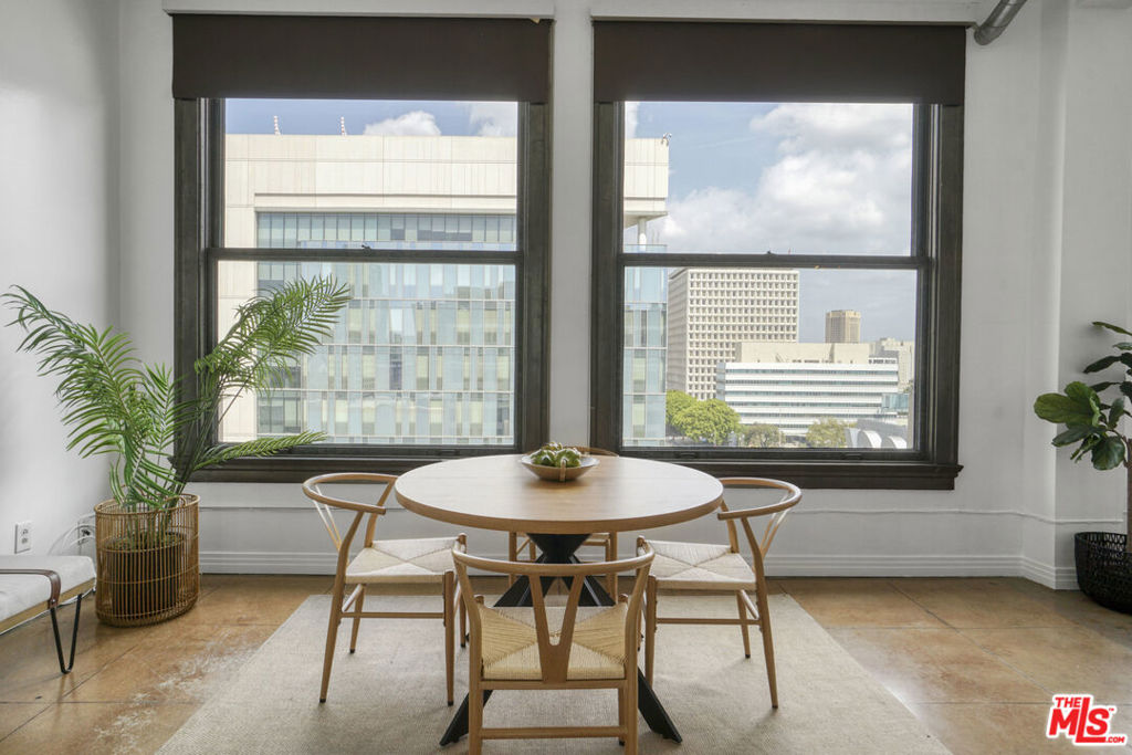 108 W 2nd Street 915