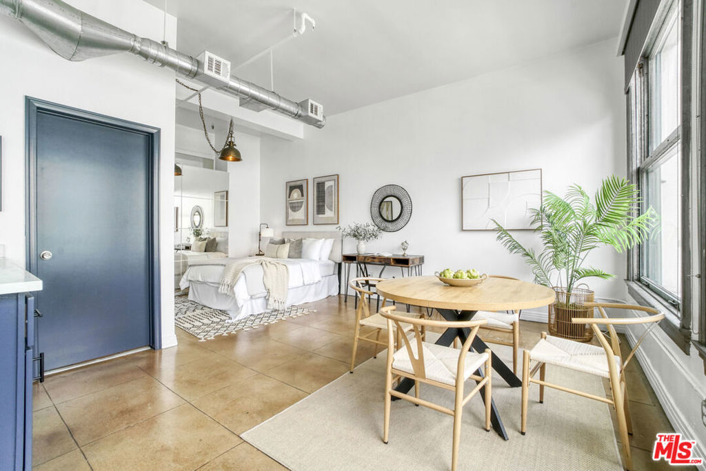 108 W 2nd Street 915