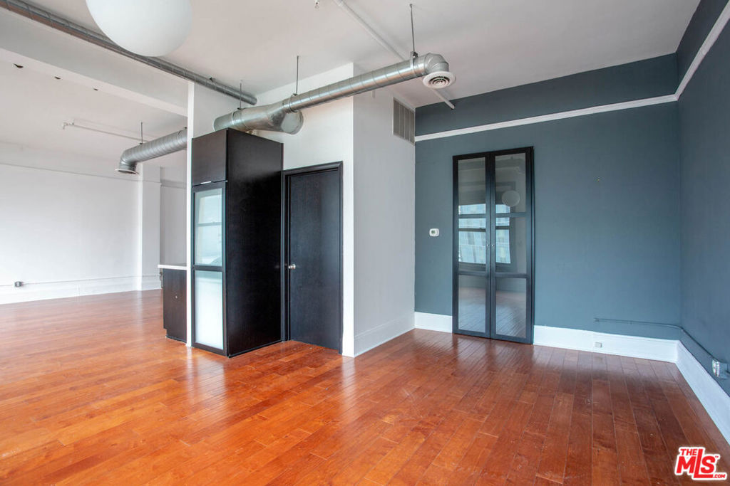 108 W 2nd Street 714