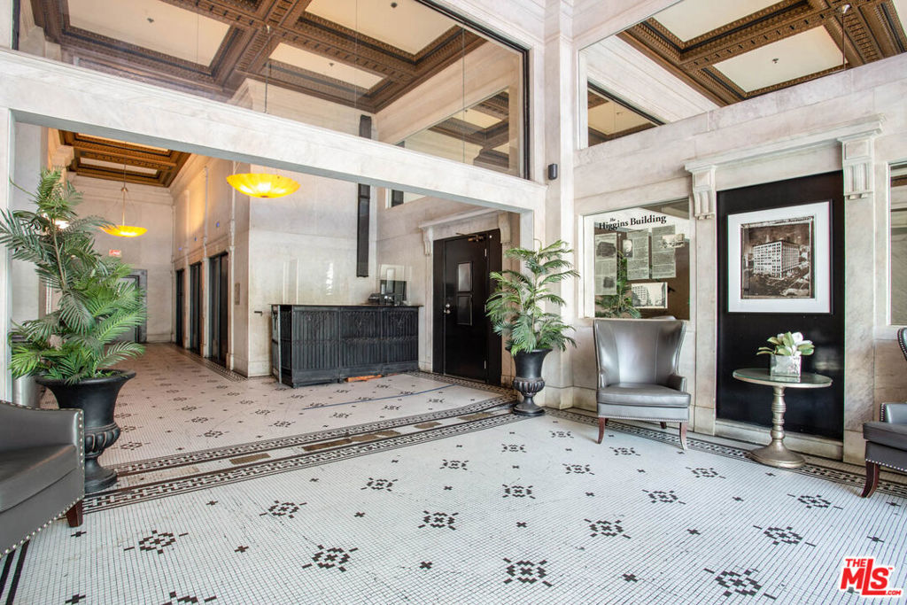 108 W 2nd Street 714