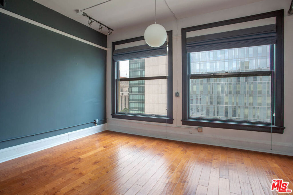 108 W 2nd Street 714