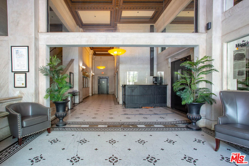 108 W 2nd Street 714