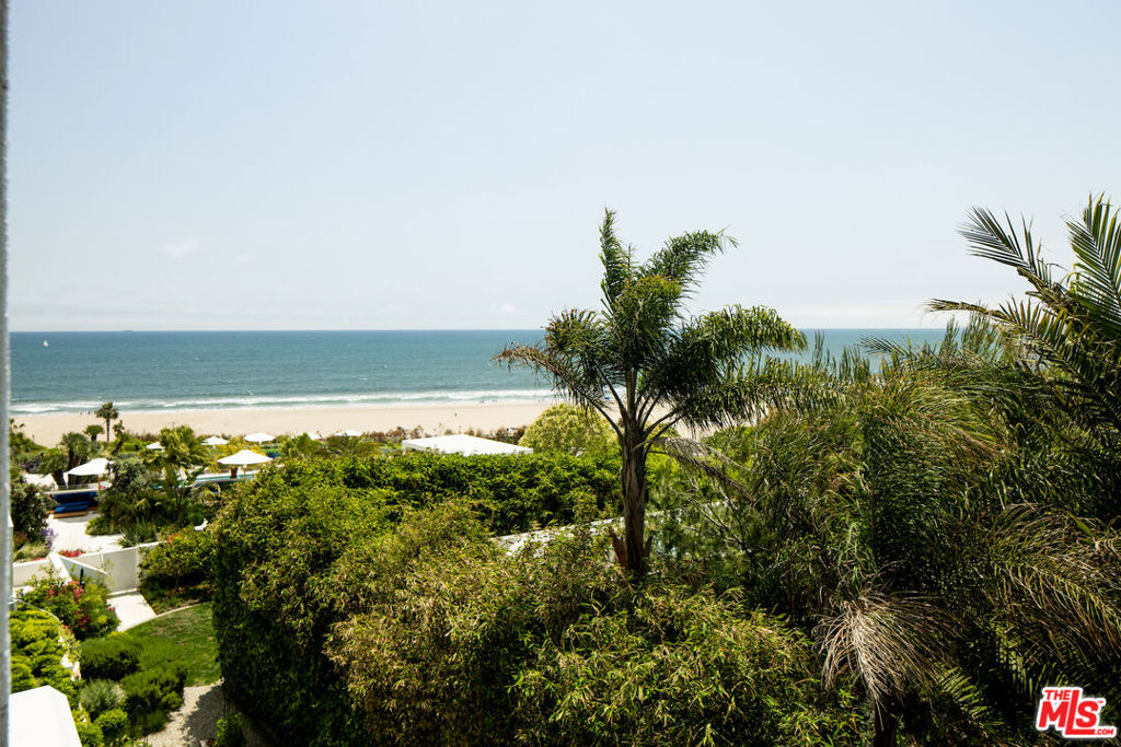101 Ocean Avenue F402