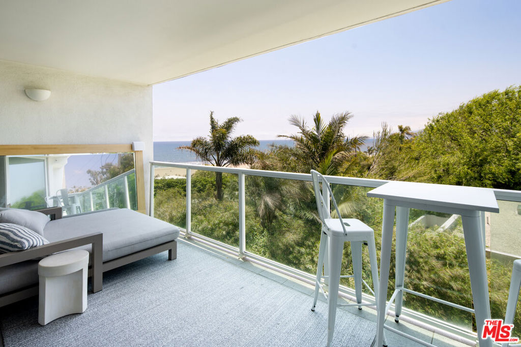 101 Ocean Avenue F402