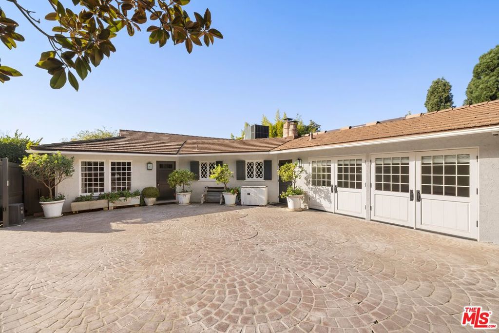 1441 Oriole Drive