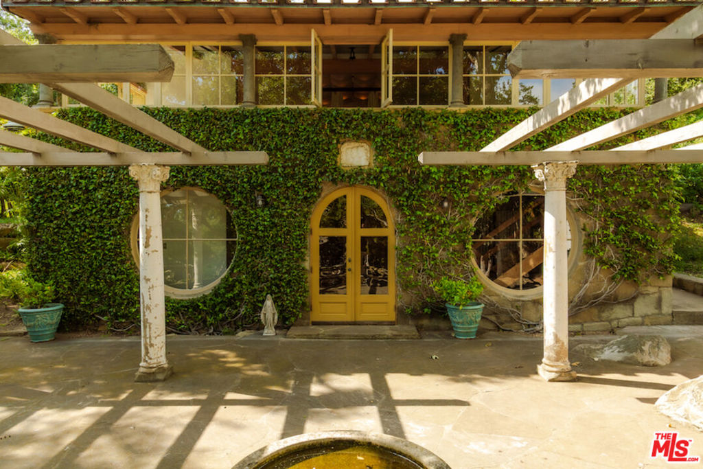 405 Toro Canyon Road